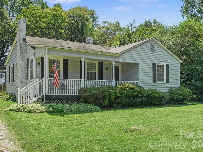 210 Beaver Street, Landis, NC 28088.  MLS# CAR4417048, YatesRealty ID 47663. 