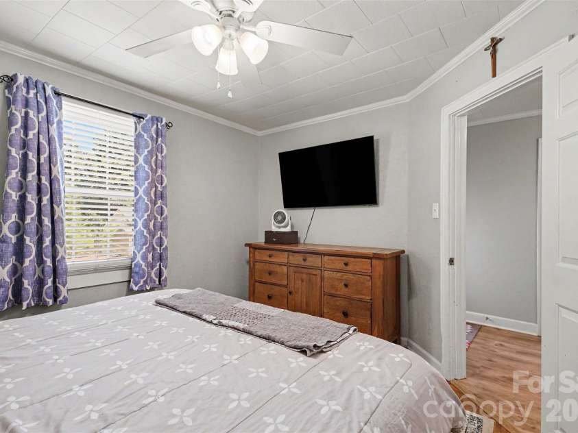 210 Beaver Street, Landis, NC 28088.  MLS# CAR4417048, YatesRealty ID 47663. 