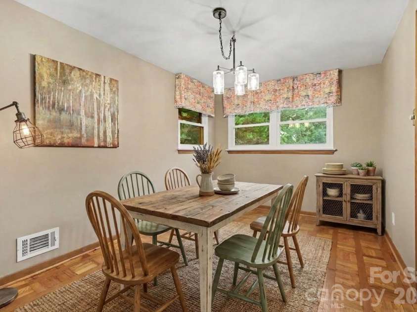 126 21st Avenue, Hickory, NC 28601.  MLS# CAR4417447, YatesRealty ID 47664. Virtually staged