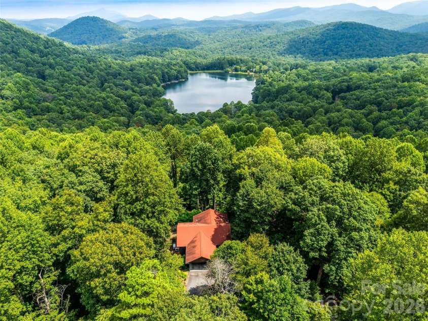 600 Tanglewood Lane, Saluda, NC 28773.  MLS# CAR4417880, YatesRealty ID 47665. 