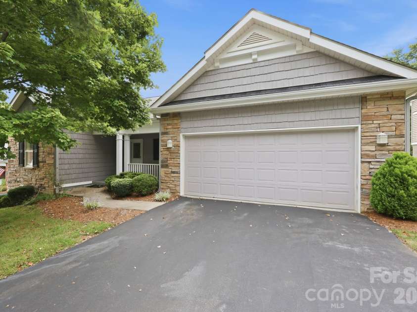 231 Shaws Creek Farm Road, Laurel Park, NC 28739.  MLS# CAR4418633, YatesRealty ID 47666. 
