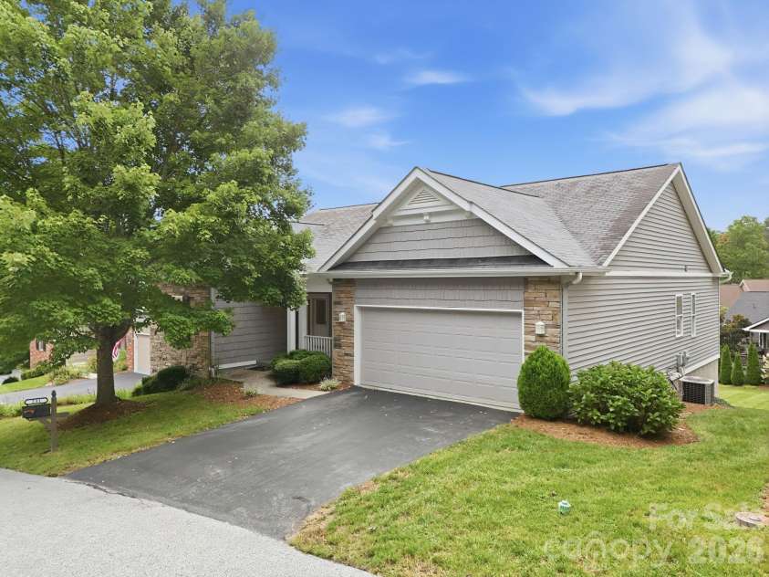 231 Shaws Creek Farm Road, Laurel Park, NC 28739.  MLS# CAR4418633, YatesRealty ID 47666. 