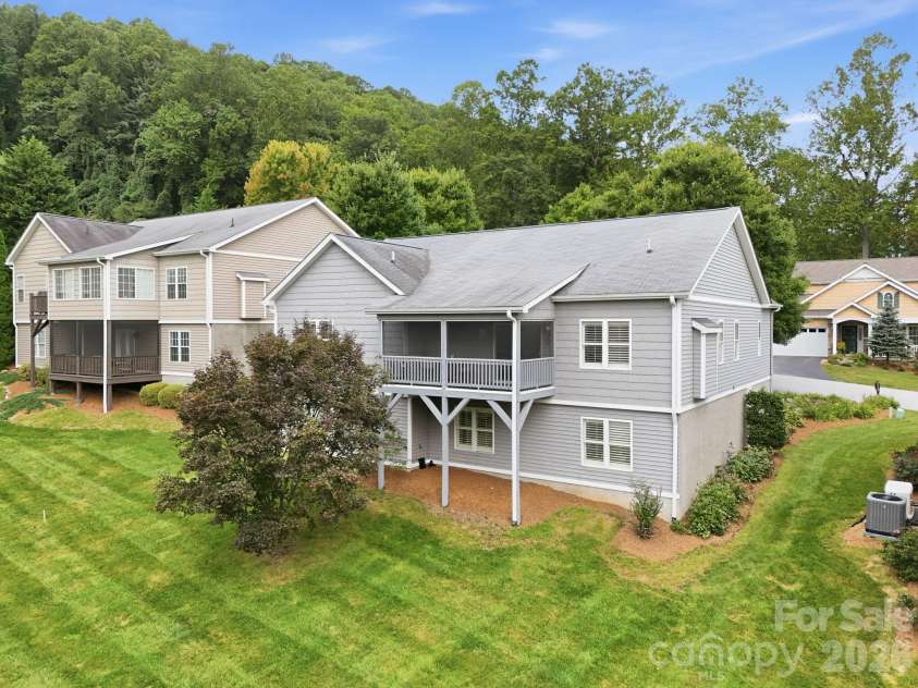 231 Shaws Creek Farm Road, Laurel Park, NC 28739.  MLS# CAR4418633, YatesRealty ID 47666. 