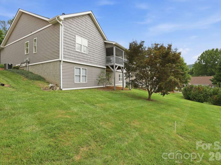 231 Shaws Creek Farm Road, Laurel Park, NC 28739.  MLS# CAR4418633, YatesRealty ID 47666. 