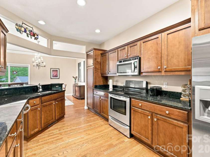 231 Shaws Creek Farm Road, Laurel Park, NC 28739.  MLS# CAR4418633, YatesRealty ID 47666. 