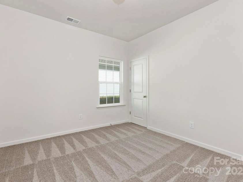 5615 Howard Street, Charlotte, NC 28269.  MLS# CAR4216605, YatesRealty ID 4767. Representation