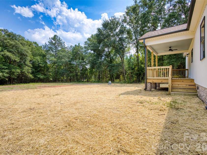 4700 Harmony Church Road, Edgemoor, SC 29712.  MLS# CAR4417082, YatesRealty ID 47670. 