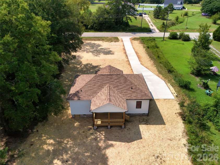 4700 Harmony Church Road, Edgemoor, SC 29712.  MLS# CAR4417082, YatesRealty ID 47670. 