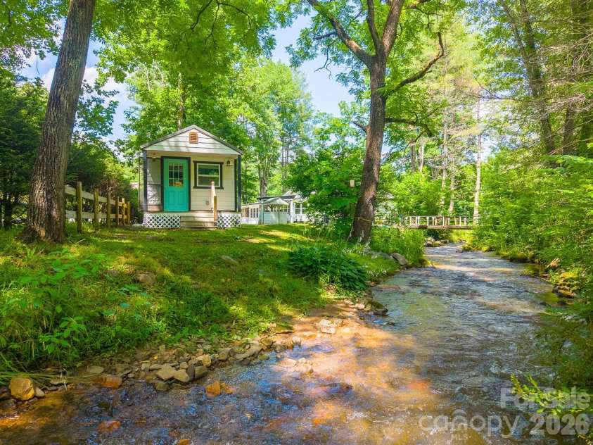 336 Greens Creek Road, Sylva, NC 28779.  MLS# CAR4397691, YatesRealty ID 47671. 