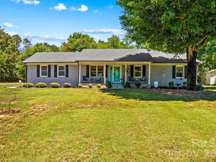465 Bonanza Drive, Salisbury, NC 28144.  MLS# CAR4395842, YatesRealty ID 47674. 