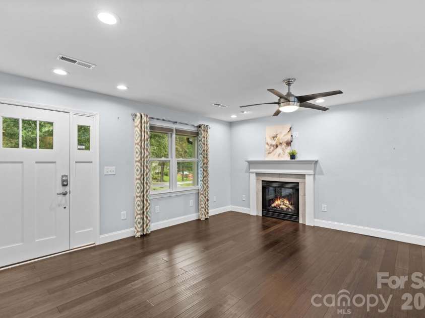 465 Bonanza Drive, Salisbury, NC 28144.  MLS# CAR4395842, YatesRealty ID 47674. 