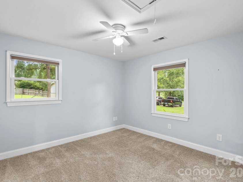 465 Bonanza Drive, Salisbury, NC 28144.  MLS# CAR4395842, YatesRealty ID 47674. 