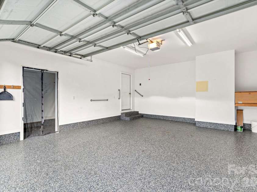 465 Bonanza Drive, Salisbury, NC 28144.  MLS# CAR4395842, YatesRealty ID 47674. 
