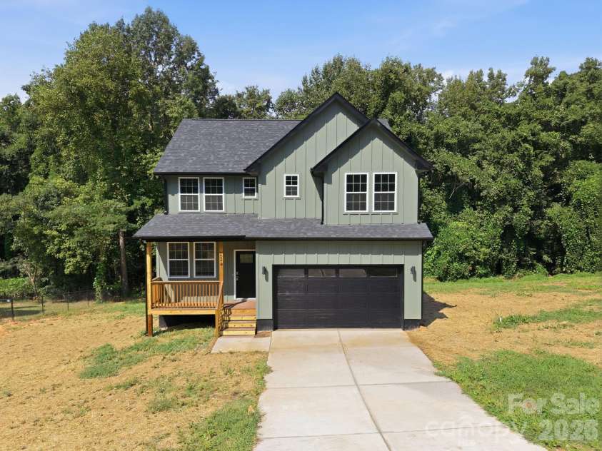 124 McCarver Road, Gastonia, NC 28056.  MLS# CAR4418629, YatesRealty ID 47676. 