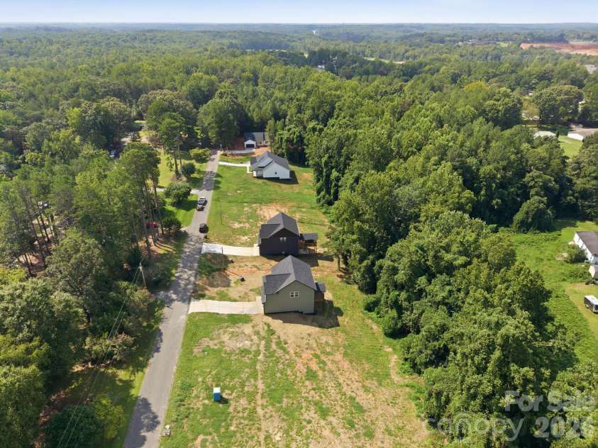 124 McCarver Road, Gastonia, NC 28056.  MLS# CAR4418629, YatesRealty ID 47676. 