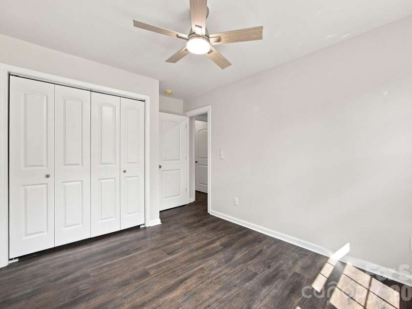 124 McCarver Road, Gastonia, NC 28056.  MLS# CAR4418629, YatesRealty ID 47676. 