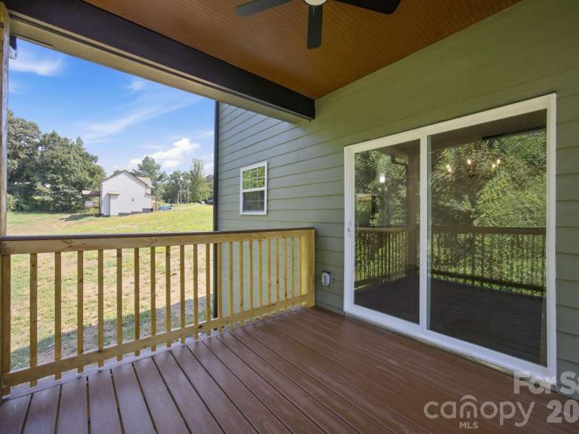 124 McCarver Road, Gastonia, NC 28056.  MLS# CAR4418629, YatesRealty ID 47676. 