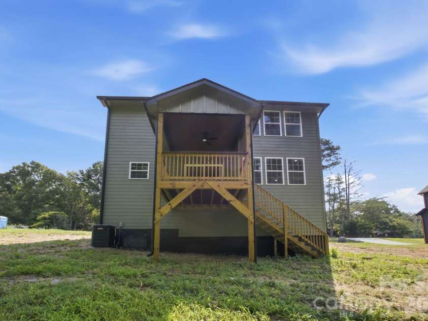 124 McCarver Road, Gastonia, NC 28056.  MLS# CAR4418629, YatesRealty ID 47676. 