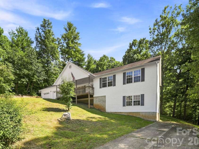 62 Chickwood Trail, Weaverville, NC 28787.  MLS# CAR4419362, YatesRealty ID 47677. 