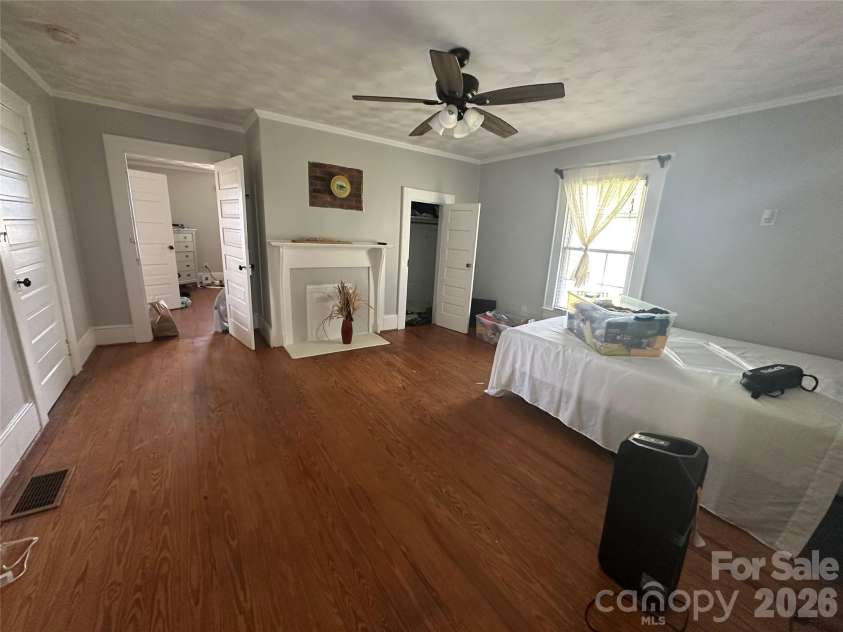 609 Front Street, Chesnee, SC 29323.  MLS# CAR4419514, YatesRealty ID 47678. 