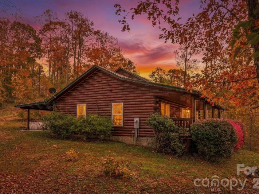 1447/1421 Ayers Mountain Road, Green Mountain, NC 28740.  MLS# CAR4315855, YatesRealty ID 4768. 