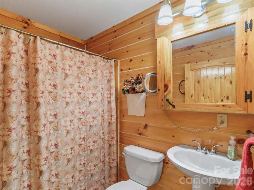 1447/1421 Ayers Mountain Road, Green Mountain, NC 28740.  MLS# CAR4315855, YatesRealty ID 4768. Guest bathroom