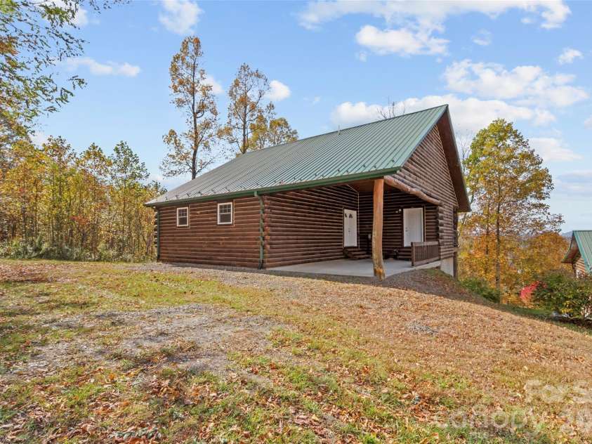1447/1421 Ayers Mountain Road, Green Mountain, NC 28740.  MLS# CAR4315855, YatesRealty ID 4768. Rear view of workshop