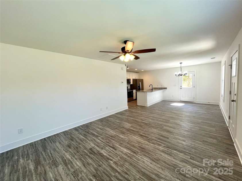 324 Ashford Street, Chester, SC 29706.  MLS# CAR4231599, YatesRealty ID 4768. 