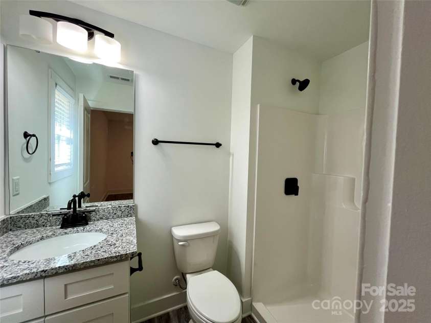 324 Ashford Street, Chester, SC 29706.  MLS# CAR4231599, YatesRealty ID 4768. 