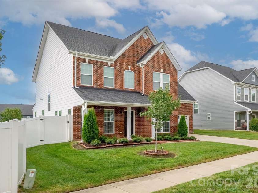 13411 Quicksilver Lane, Huntersville, NC 28078.  MLS# CAR4416049, YatesRealty ID 47680. 