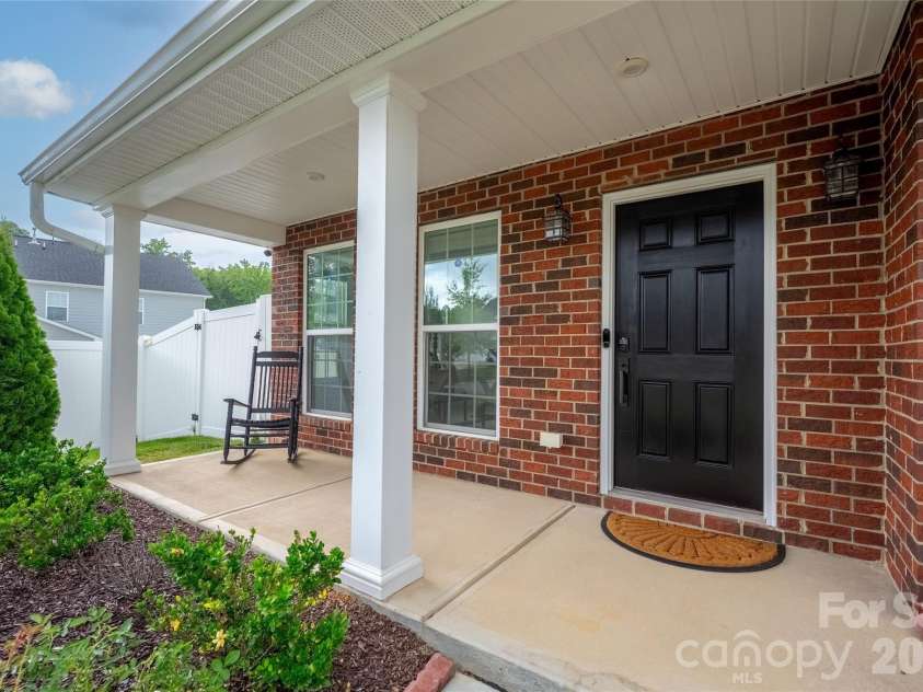 13411 Quicksilver Lane, Huntersville, NC 28078.  MLS# CAR4416049, YatesRealty ID 47680. 