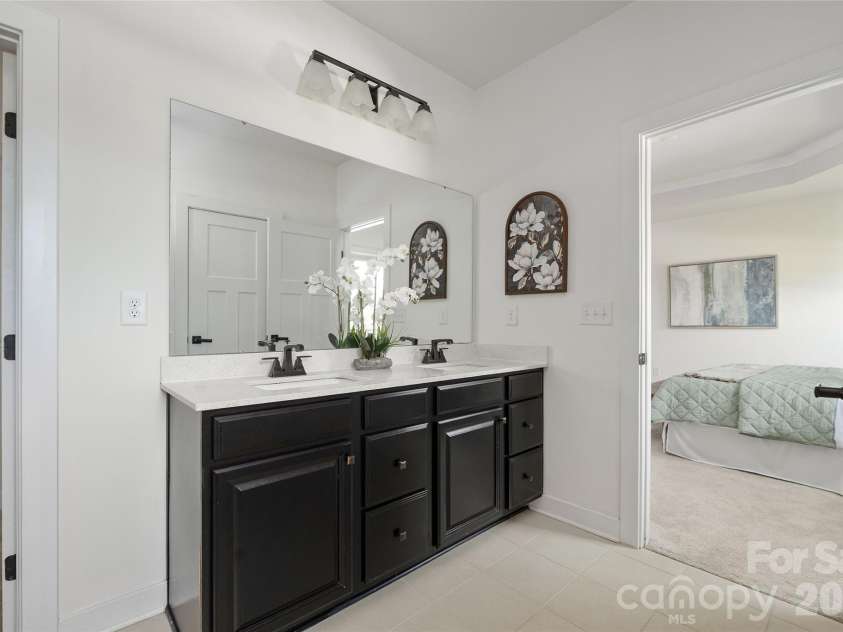 13411 Quicksilver Lane, Huntersville, NC 28078.  MLS# CAR4429938, YatesRealty ID 47680. 