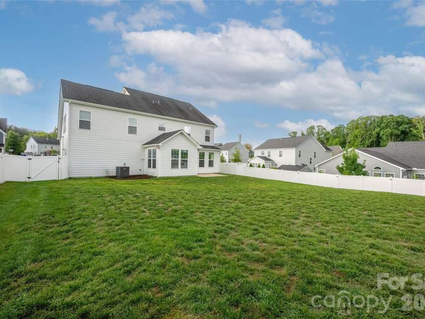 13411 Quicksilver Lane, Huntersville, NC 28078.  MLS# CAR4429938, YatesRealty ID 47680. 