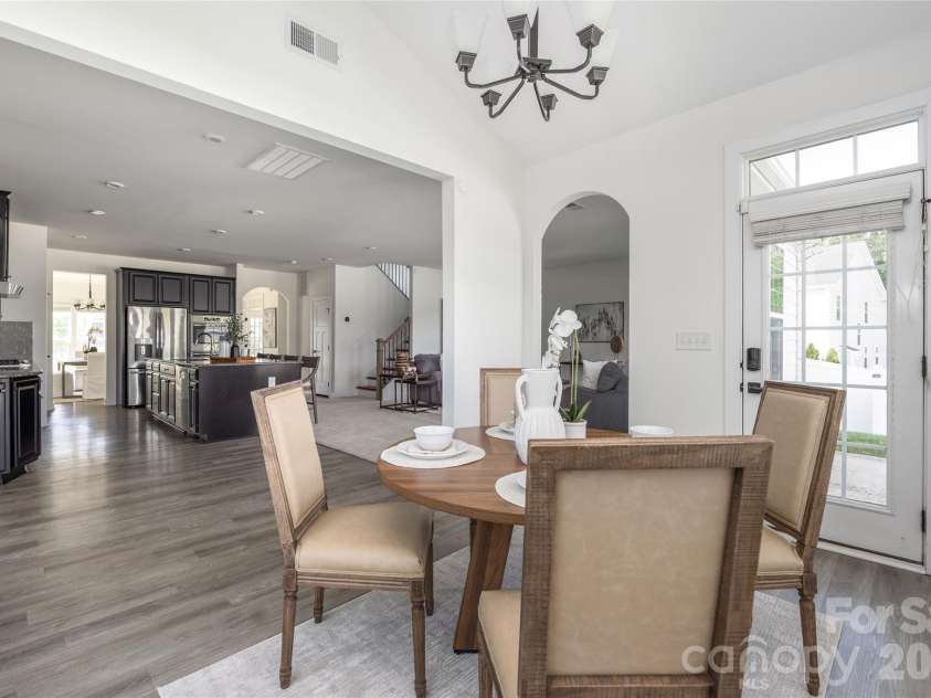 13411 Quicksilver Lane, Huntersville, NC 28078.  MLS# CAR4429938, YatesRealty ID 47680. Breakfast Area
