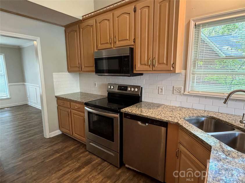 1611 Plantation Trail, Gastonia, NC 28056.  MLS# CAR4419193, YatesRealty ID 47682. 
