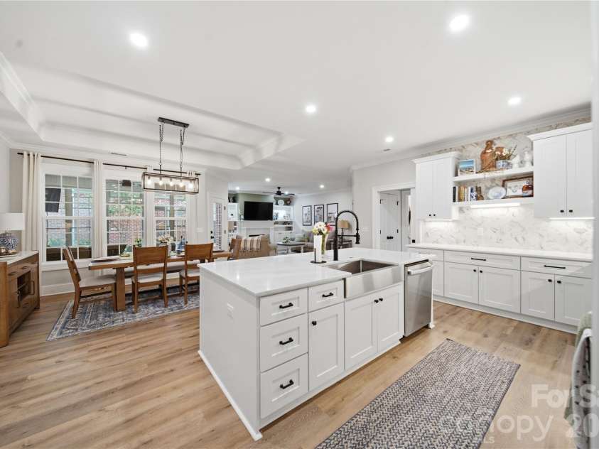 531 Buckview Lane, Elgin, SC 29045.  MLS# CAR4418868, YatesRealty ID 47683. 
