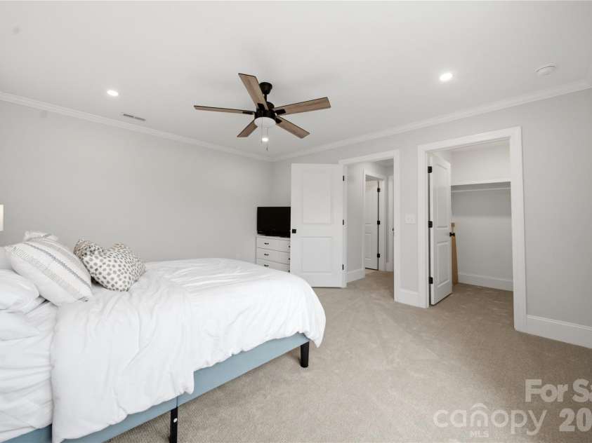 531 Buckview Lane, Elgin, SC 29045.  MLS# CAR4418868, YatesRealty ID 47683. 