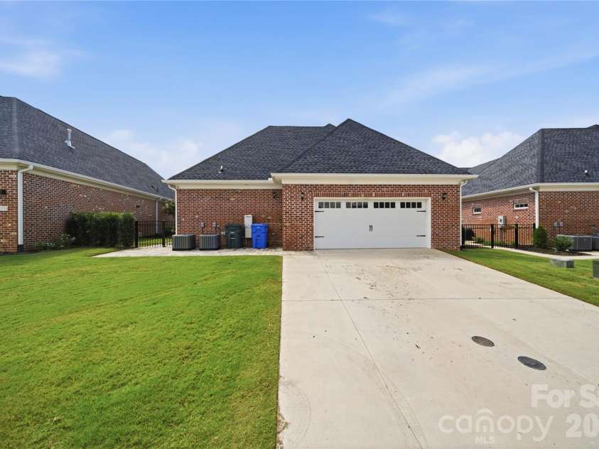 531 Buckview Lane, Elgin, SC 29045.  MLS# CAR4418868, YatesRealty ID 47683. Rear Entry Garage