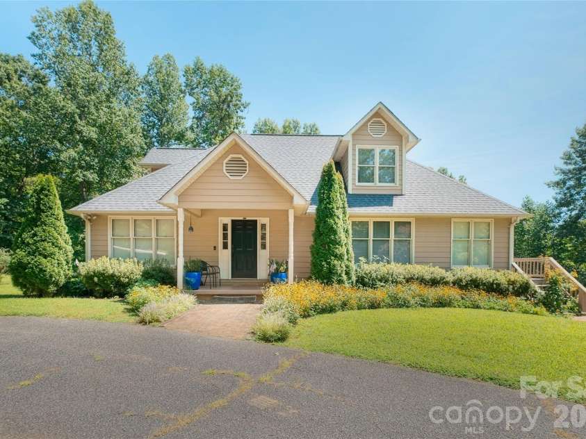 266 Cedarbrook Lane, Nebo, NC 28761.  MLS# CAR4417563, YatesRealty ID 47686. 