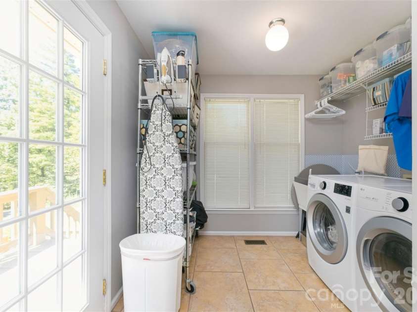 266 Cedarbrook Lane, Nebo, NC 28761.  MLS# CAR4417563, YatesRealty ID 47686. 