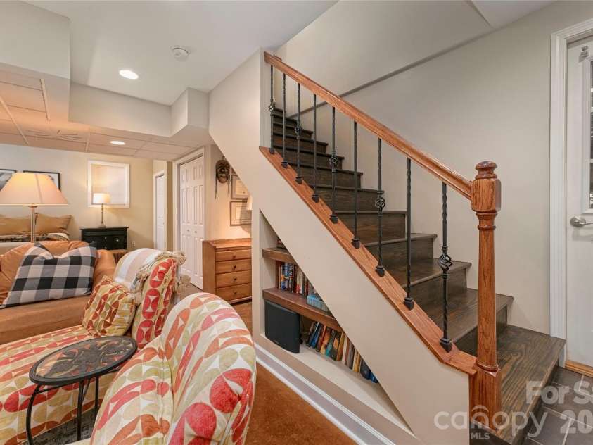 266 Cedarbrook Lane, Nebo, NC 28761.  MLS# CAR4417563, YatesRealty ID 47686. 