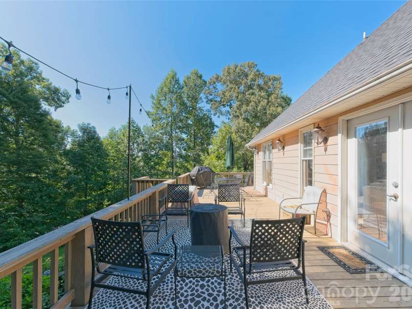 266 Cedarbrook Lane, Nebo, NC 28761.  MLS# CAR4417563, YatesRealty ID 47686. 