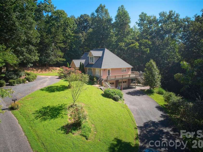 266 Cedarbrook Lane, Nebo, NC 28761.  MLS# CAR4417563, YatesRealty ID 47686. 