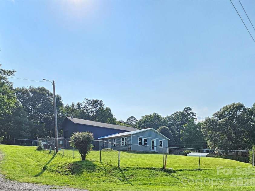 225 Eighth Avenue, New London, NC 28127.  MLS# CAR4413315, YatesRealty ID 47690. 