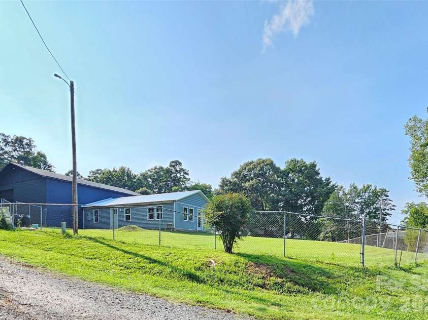 225 Eighth Avenue, New London, NC 28127.  MLS# CAR4413315, YatesRealty ID 47690. 