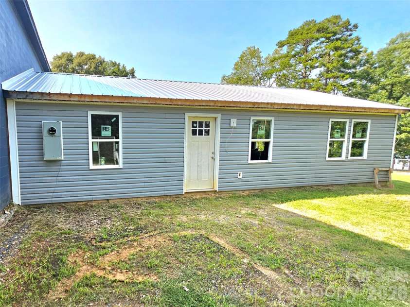225 Eighth Avenue, New London, NC 28127.  MLS# CAR4413315, YatesRealty ID 47690. 