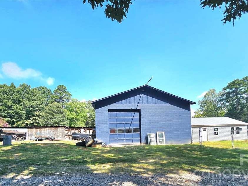 225 Eighth Avenue, New London, NC 28127.  MLS# CAR4413315, YatesRealty ID 47690. 