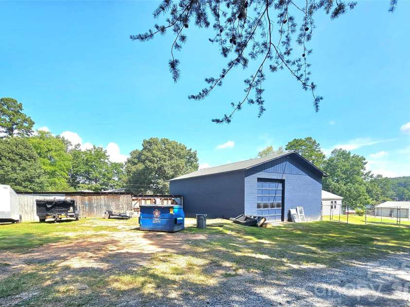 225 Eighth Avenue, New London, NC 28127.  MLS# CAR4413315, YatesRealty ID 47690. 