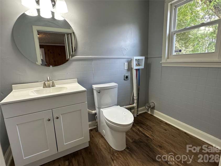 1012 Louise Road, Winston Salem, NC 27107.  MLS# CAR4419508, YatesRealty ID 47691. Half bath/laundry