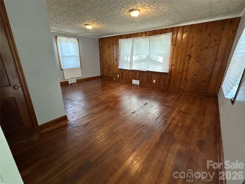 1012 Louise Road, Winston Salem, NC 27107.  MLS# CAR4419508, YatesRealty ID 47691. Primary/den